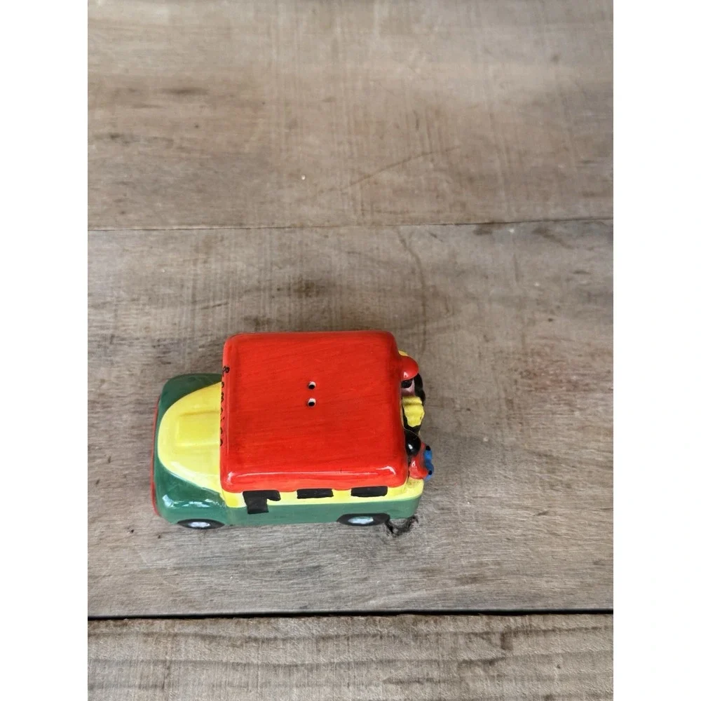 Jamaican Salt OR Pepper Shaker‎ Jamaican Bus Ceramic Bus
